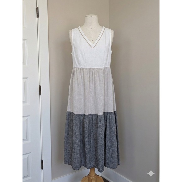 Joie Dresses & Skirts - Joie Linen Blend Colorblock Tiered Midi Dress White Grey Sleeveless V-Neck